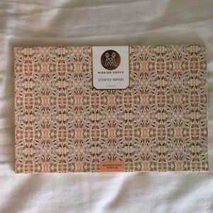 Anthropologie pack of 6 scented papers